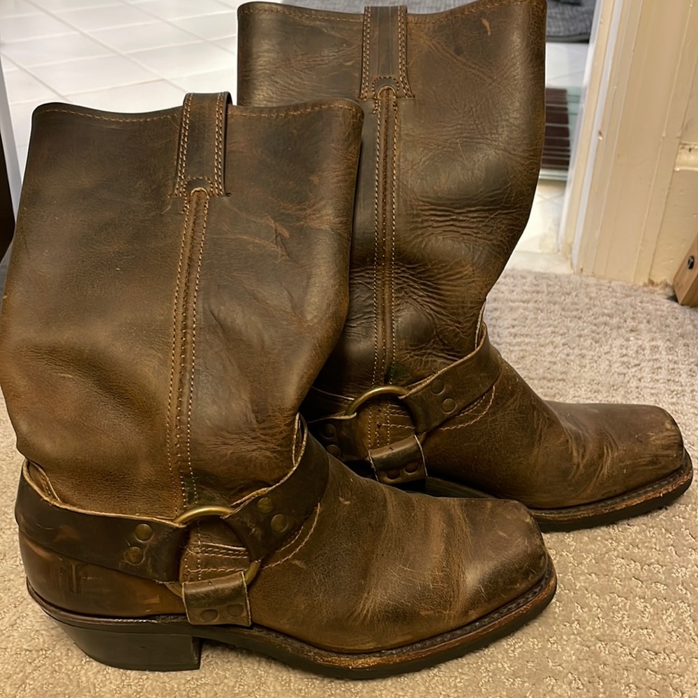 Vintage Frye boots Harness 12r